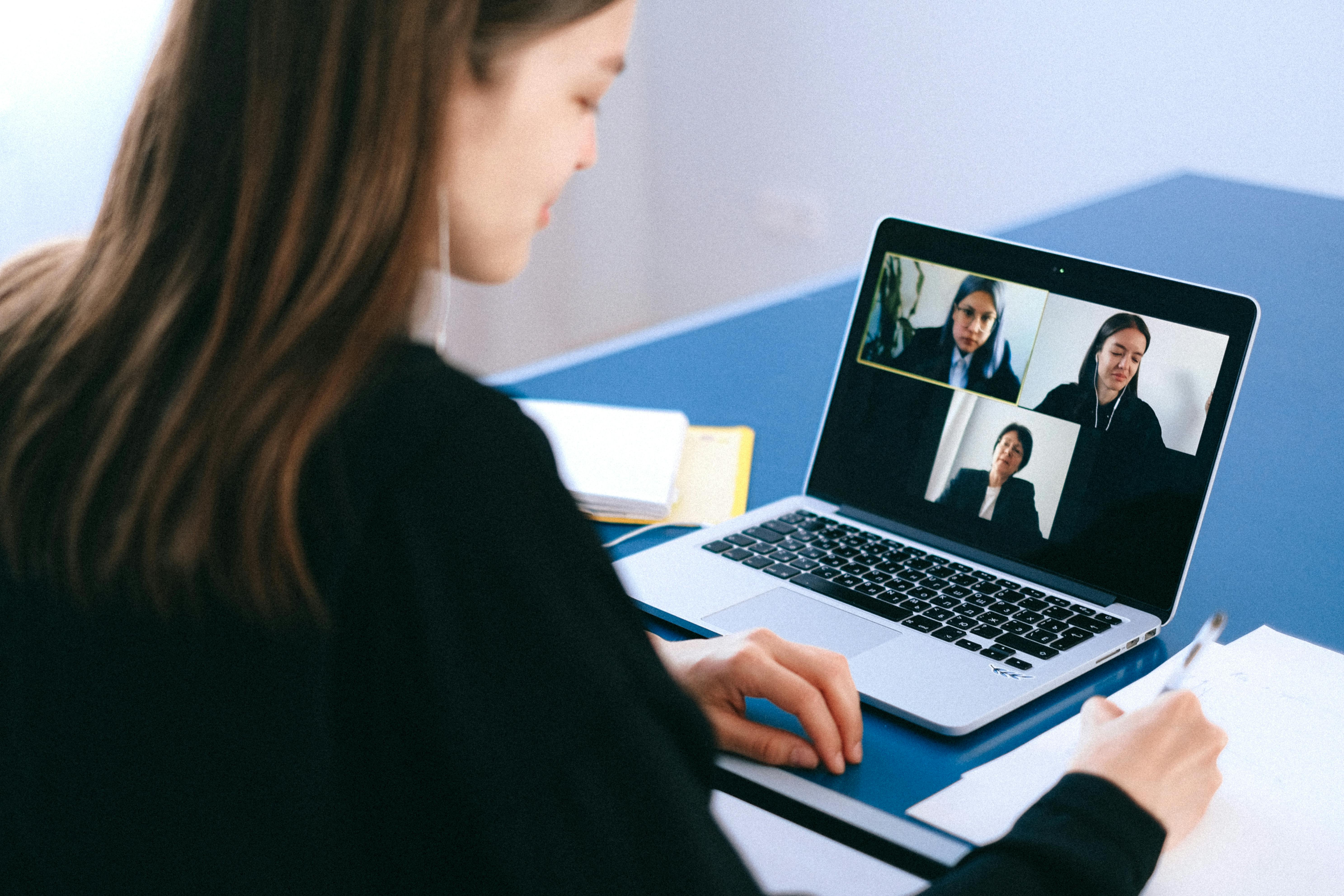 Home office: como garantir o bem-estar dos trabalhadores e cumprir a lei